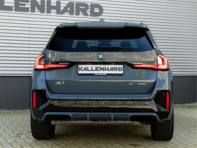 BMW X1 xDrive30e M-Sport Pro - M-Zetels - Full-Option - NP76.000