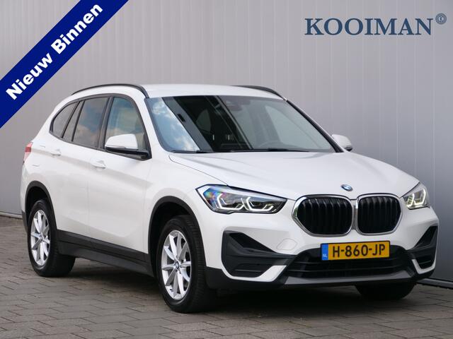BMW X1 sDrive18i Executive Edition 141 Pk Automaat Navi / PDC / Trekhaak