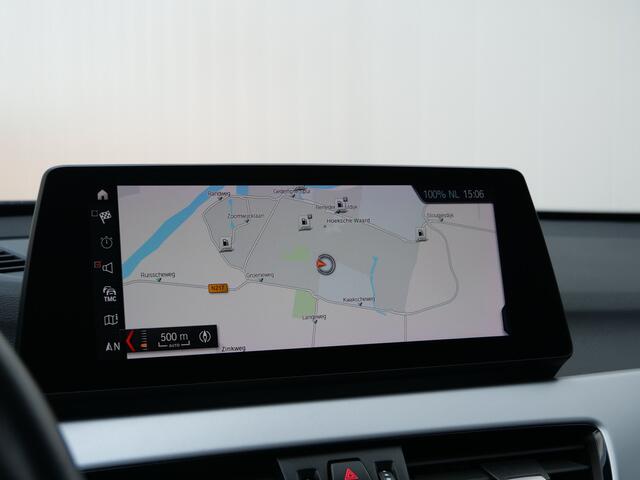 BMW X1 sDrive18i Executive Edition 141 Pk Automaat Navi / PDC / Trekhaak