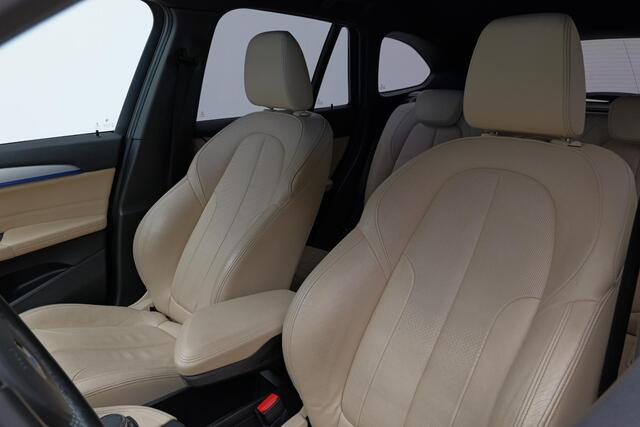 BMW X1 sDrive20i Centennial High Executive |Leder|HUD|Harmon&Kardon|ORG.NL|
