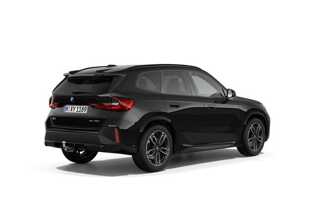 BMW X1 sDrive20i | M Sportpakket Pro | Premium Pack | Travel Pack | Trekhaak