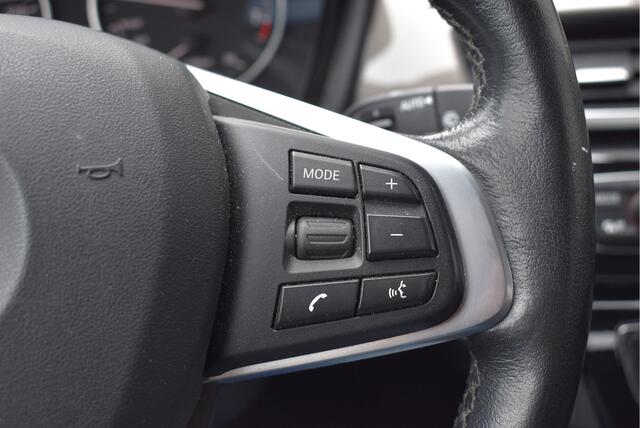 BMW X1 xDrive20i Executive Afn. trekhaak, Cruise, Stoelverwarming, Camera, PDC, LMV 19"