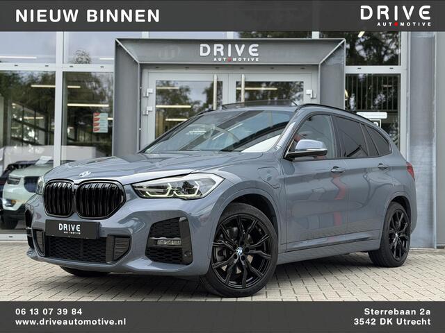 BMW X1 xDrive25e High Ex. M-Sport |Pano|ACC|HUD|Memory|Cam|Trekhaak|Sfeer|19"