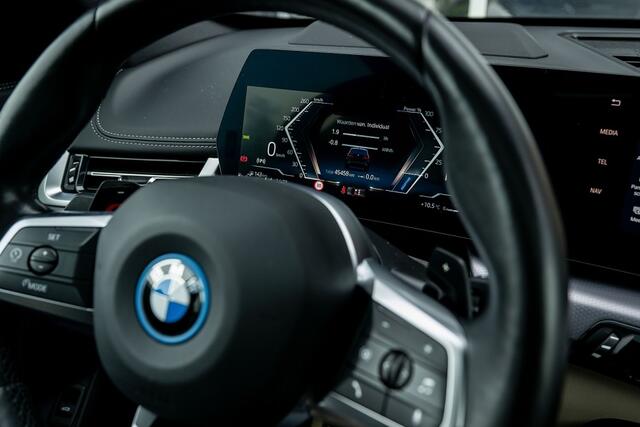BMW X1 xDrive30e M Sport | Panorama | Harman/Kardon | Head-Up | 360° | Memory | Driving Ass. Prof. | 19' Inch |