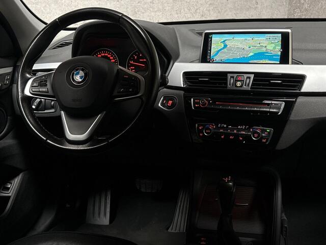 BMW X1 sDrive20i High Executive 192Pk Automaat (GROOT NAVI, CLIMATE, MEMORY SEATS, HEAD-UP DISPLAY, LEDER, STOELVERWARMING, SPORTSTOELEN, GETINT GLAS, CRUISE, NIEUWSTAAT)