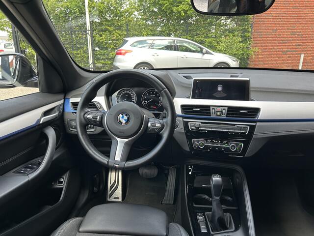 BMW X1 xDrive25e Executive M-Sport // FULL LED // NAVI // SPORTSTOELEN + STOELVERWARMING // PDC // ELEK. KOFFERKLEP