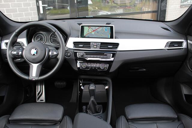 BMW X1 sDrive20i Centennial High Executive / M sport / Panoramadak / N.A.P.