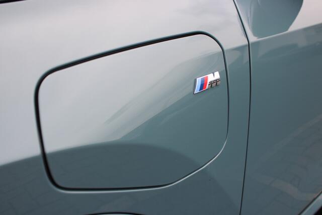 BMW X1 xDrive25e M Sport Automaat / Sportstoelen / Comfort Access / Achteruitrijcamera / Adaptieve LED / M Adaptief onderstel