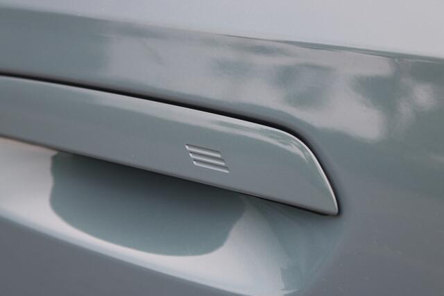 BMW X1 xDrive25e M Sport Automaat / Sportstoelen / Comfort Access / Achteruitrijcamera / Adaptieve LED / M Adaptief onderstel