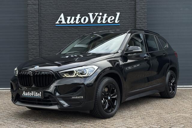 BMW X1 xDrive25e | Head-Up | Trekhaak | Leder | Camera | Elektrische Klep