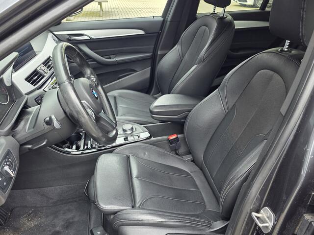 BMW X1 sDrive18i M-Sport + VOLLEER + HEAD UP + CAMERA + NAVIGATIE