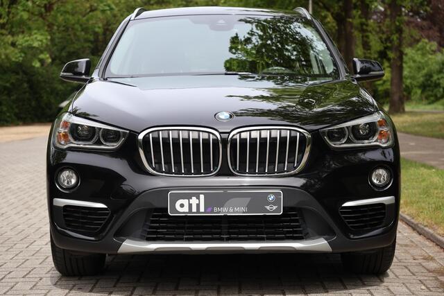 BMW X1 sDrive18i X-Line | Navi | LED | Clima | Stoelverwarming | Sportstoelen | Achteruitrijcamera | Etc.