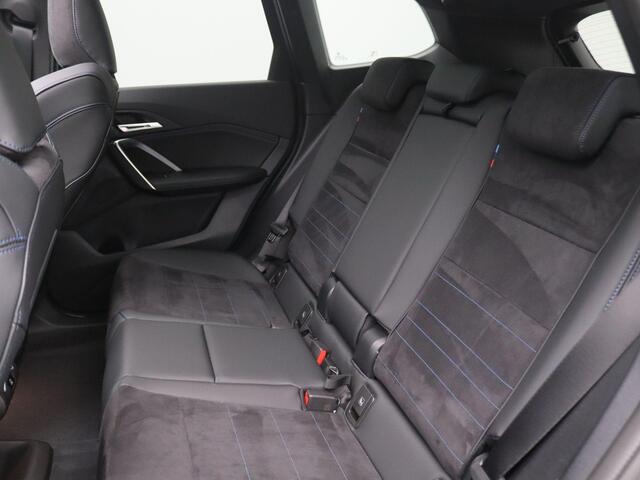 BMW X1 xDrive25e 245PK Aut. M-Sport, Pano-Schuifdak, Keyless, Digital Key, Stoelverwarming, LED verlichting, Trekhaak, 19" LM Velgen