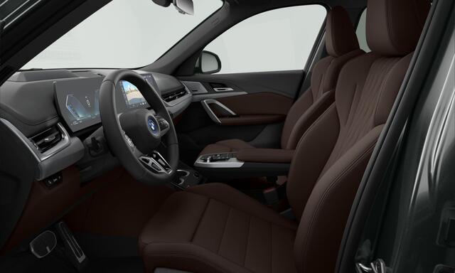 BMW X1 xDrive30e | M-Sport | Panorama | Harman/kardon | 20" | Stuur + Stoelverw. | Co Pilot | Leder
