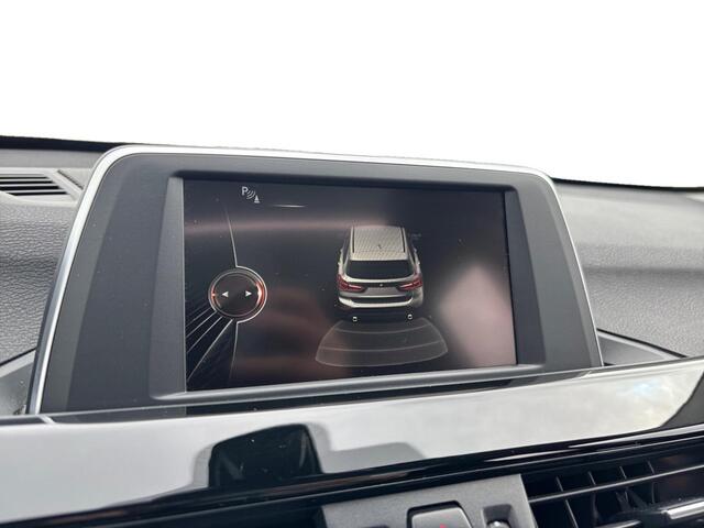 BMW X1 sDrive18i Executive ? Pano ? H/K ? Sportstoelen