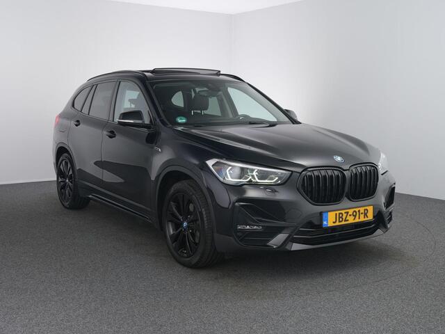 BMW X1 xDrive25e | Pano | SOH 88.3% | LED | Leer | Keyless | HUD |