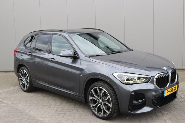 BMW X1 xDrive25e PHEV High Executive M-Sport/Trekhaak/Pano-dak/Camera/Harman-Kardon