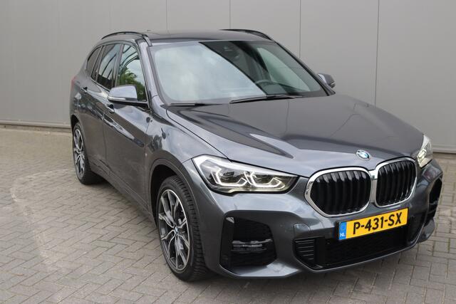 BMW X1 xDrive25e PHEV High Executive M-Sport/Trekhaak/Pano-dak/Camera/Harman-Kardon