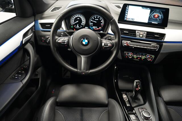 BMW X1 sDrive18i High Executive M Sport|Trekhaak|Camera|Head up|Navi