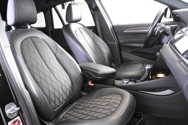 BMW X1 xDrive20i *2e Eigenaar*4x4*Trekhaak*Leer*Camera*