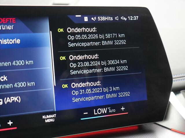 BMW X1 xDrive30e M Sport PHEV 326pk Dealer O.H | Trekhaak Af Fabriek | Adaptive Cruise | Head Up | Harman / Kardon | 360 Camera | Alcantara Sportstoelen Massage & Memory | Adaptive Onderstel | Widescreen Navi | Stoelen & Stuur Verwarmd | Blis | Keyless | Apple C