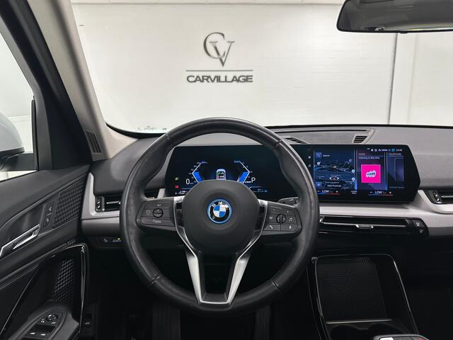 BMW X1 xDrive30e Luxury | Trekhaak | Panoramadak | Adaptief CC. |