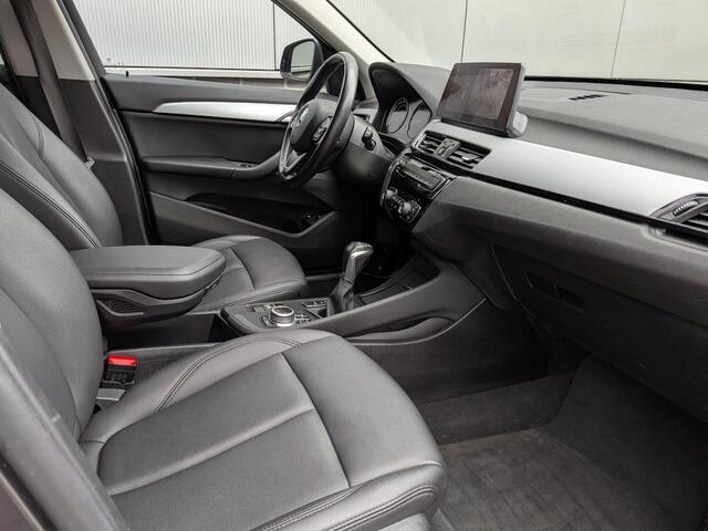 BMW X1 xDrive25e High Executive Edition | HUD | Leer | LED | Keyless | 1e Eig