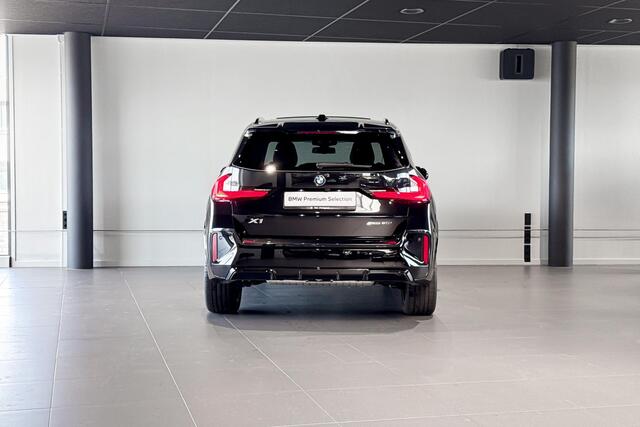 BMW X1 sDrive20i | M Sport Pro | Glazen Panoramadak | Harman Kardon | Stoelverwarming | Trekhaak |