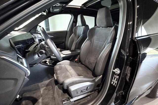 BMW X1 sDrive20i | M Sport Pro | Glazen Panoramadak | Harman Kardon | Stoelverwarming | Trekhaak |