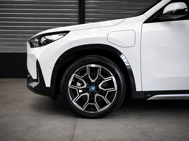 BMW X1 xDrive25e Hybride | SOH 94% | Panodak | H&K | X Line | 19 inch |