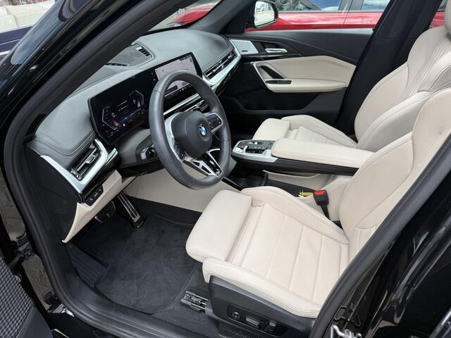 BMW X1 sDrive20i M-Sport Pano/Leder/H&K