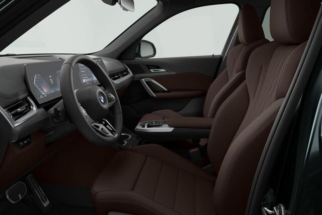 BMW X1 xDrive23i | M Sport | Achteruitrijcamera | verwarmde voorstoelen