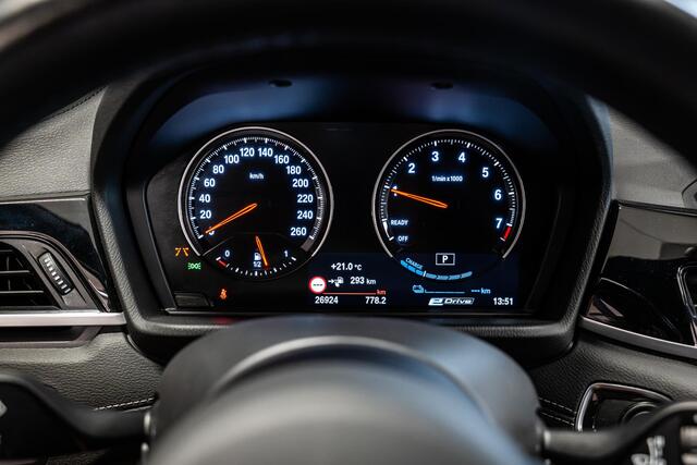 BMW X1 xDrive25e High Executive M Sport | Leder | Afn. Trekhaak