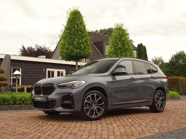 BMW X1 xDrive20i M-Sport | Trekhk | HUD | H+K | 1e Eig. | Full Options!