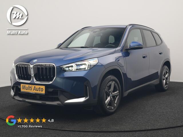 BMW X1 xDrive25e Sportline PHEV 245pk Dealer O.H. | Trekhaak Af Fabriek | Adaptive Cruise | Camera | Harman / Kardon | Lederen Sportstoelen Massage & Memory | Sfeerverlichting | Keyless | Blis | Stoelen & Stuur Verwarmd | Apple Carplay | Plug In Hybrid |