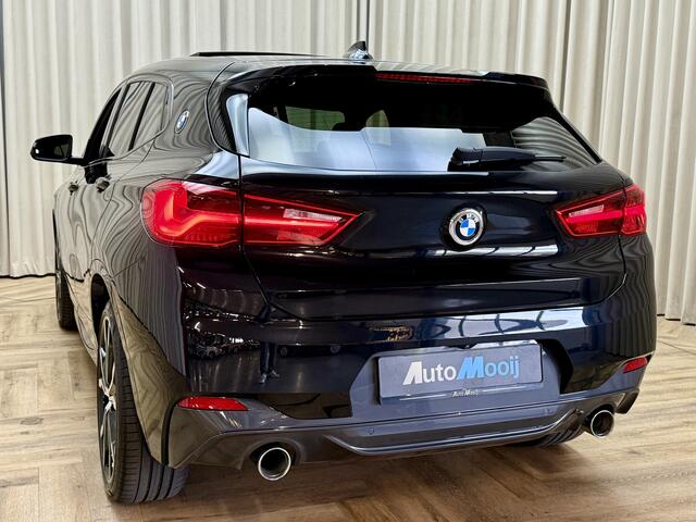 BMW X2 xDrive20i High Executive *M-Sport* Panoramadak / Alcantara / Harman/Kardon / Keyless / Head-Up / Camera / Cruise / Navigatie / Stoelverw.