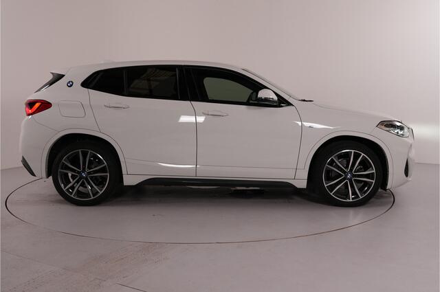 BMW X2 sDrive18i High Executive | M Sport |