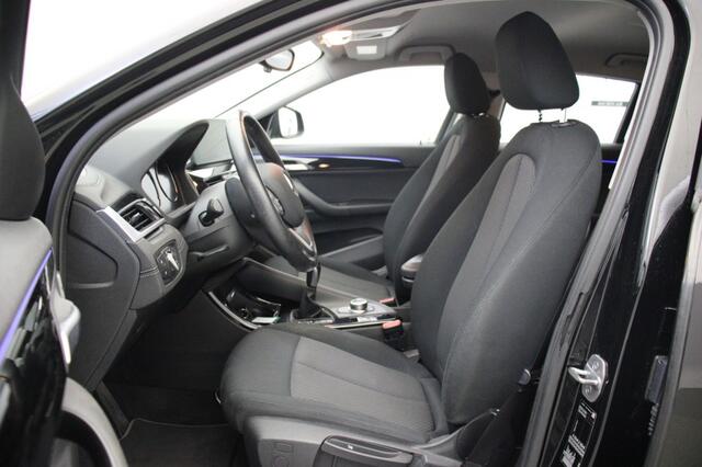 BMW X2 sDrive16d Executive Edition - Camera, Navi, Xenon