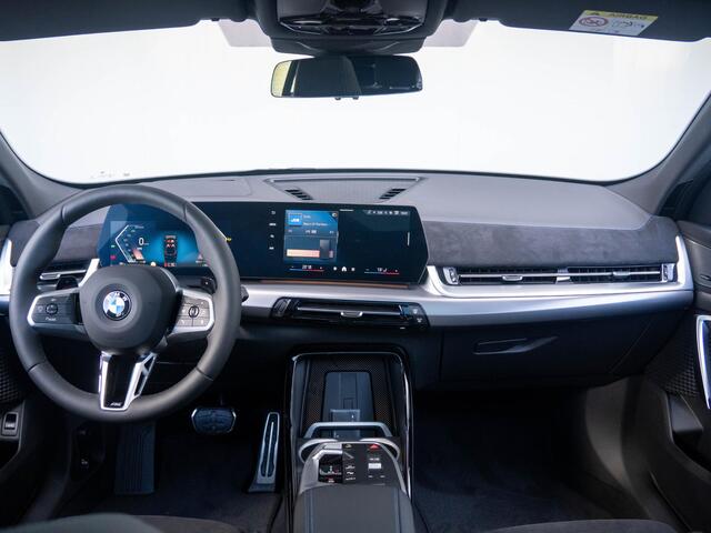 BMW X2 sDrive20i M Sportpakket Pro | Innovation Pack | Comfort Pack | Trekhaak