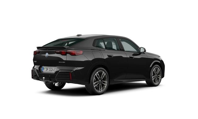 BMW X2 iX2 eDrive20 67 kWh M Sport Edition | 19 Inch | M-Sportpakket | Premium Pack | Comfort Pack | Panoramadak | Trekhaak