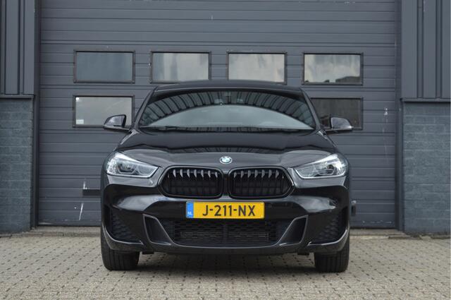 BMW X2 sDrive20i High Executive | M-PAKKET | PANO | HUD | CAM | HIFI |