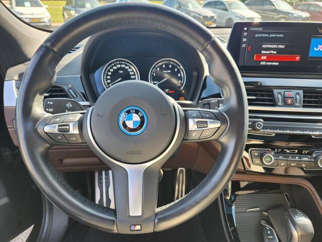BMW X2 xDrive25e High Executive M-sport, Panorama, Harman kardon, Sportstoelen