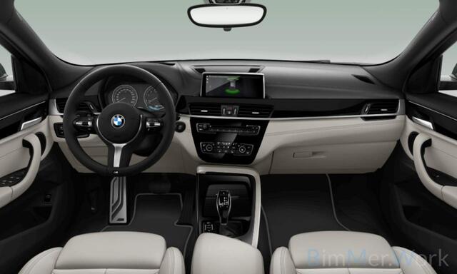 BMW X2 sDrive18i M-Sport,HUD,LED,Leer,Camera,NaviPro,Dealer OH,Stoelverw
