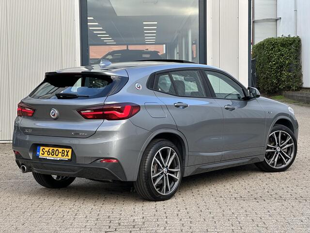 BMW X2 xDrive25e Business Edition Plus | NL-Auto/M-Sport/Carplay/Navi/Leder/Pano-Dak/19-inch/Sportstoelen/Head-Up/Sfeerverlichting