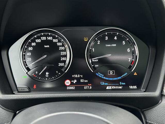 BMW X2 xDrive25e Business Edition Plus | NL-Auto/M-Sport/Carplay/Navi/Leder/Pano-Dak/19-inch/Sportstoelen/Head-Up/Sfeerverlichting