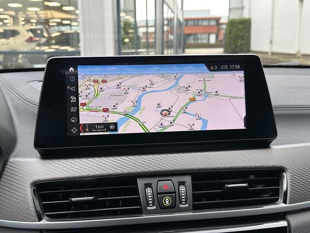 BMW X2 xDrive25e Business Edition Plus | NL-Auto/M-Sport/Carplay/Navi/Leder/Pano-Dak/19-inch/Sportstoelen/Head-Up/Sfeerverlichting