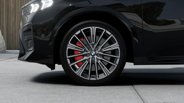 BMW X2 iX2 eDrive20 High Executive M Sport / Trekhaak / Sportstoelen / Adaptieve LED / Head-Up / M Adaptief onderstel / Parking Assistant Plus / Comfort Access