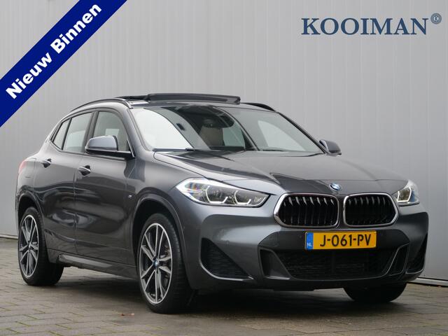 BMW X2 xDrive25e High Executive 220 Pk Automaat Navigatie / M-pakket / Leer / Schuifdak / Camera / DAB