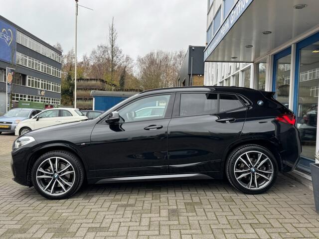 BMW X2 X2 sDrive20i High Executive Msport I Panorama I Leer I Stoelverw. I Camera