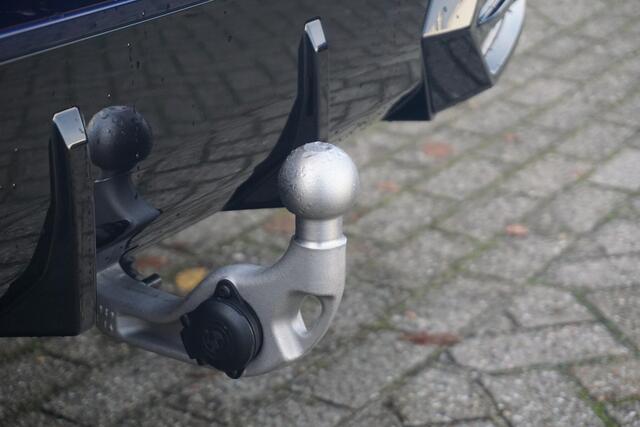 BMW X2 sDrive20i M Sportpakket Pro 20'' / Panoramadak / Head-Up Display / Harman Kardon / Trekhaak